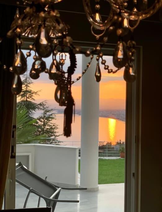 Marine'S Lux Villa:Golden Sunset カラマタ エクステリア 写真