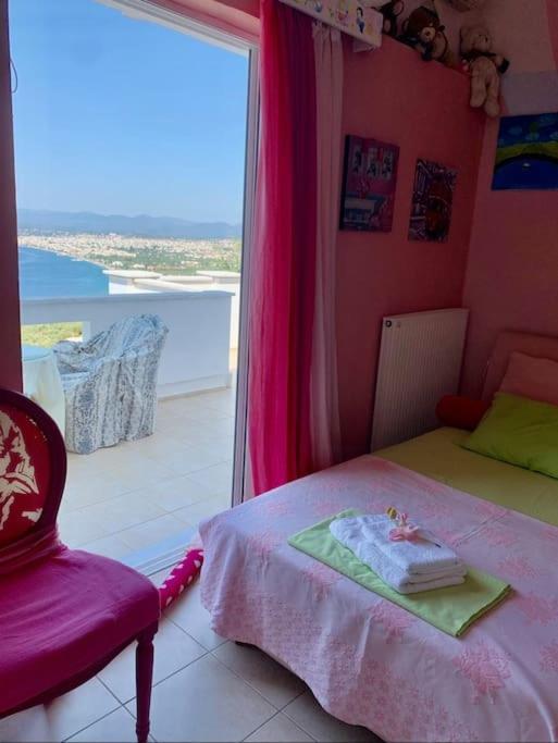 Marine'S Lux Villa:Golden Sunset カラマタ エクステリア 写真